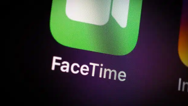 الفرق بين ايفون فيس تايم وبدون فيس تايم