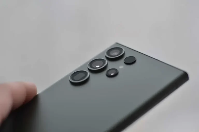 Galaxy Z Fold8 Ultra قادم بشاشة أفضل من سابقه
