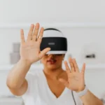 سامسونج تلمّح لنظارات AR ذكية في Unpacked.. هل هي قادمة؟