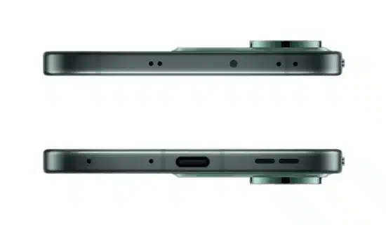 الإطار العلوي والسفلي لهاتف أوبو رينو 14 (Oppo Reno 14 5G) باللون الأخضر، يوضح توزيع منافذ الشحن، السماعات، ومقدار بروز الكاميرا الخلفية.