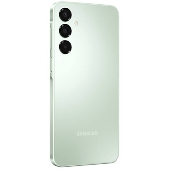 ظهر هاتف Samsung Galaxy A16 باللون اخضر فاتح من زاوية مائلة يبرز لغة التصميم الهندسي وتوزيع عدسات الكاميرا الخلفية.