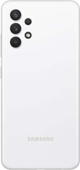 ظهر هاتف Samsung A32 باللون ابيض يبرز لغة التصميم الهندسي وتوزيع عدسات الكاميرا الخلفية.