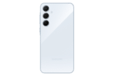 ظهر هاتف Samsung Galaxy A55 5G باللون ازرق ثلجي يبرز لغة التصميم الهندسي وتوزيع عدسات الكاميرا الخلفية.